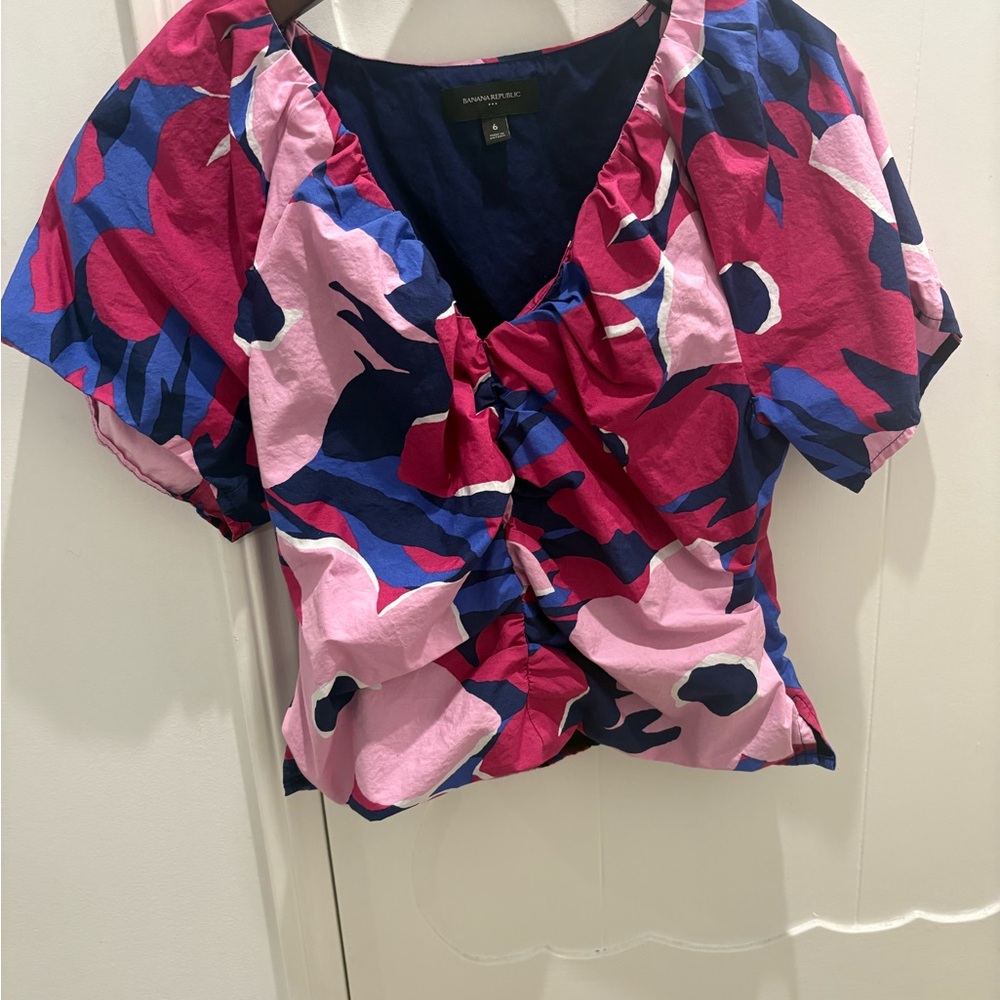Banana Republic Pink and Blue Floral Blouse